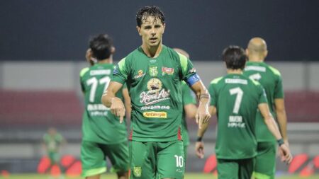 Persebaya Berpeluang Masuk 5 Besar Saat Lawan Dewa United