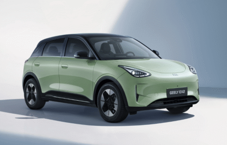 Perang Bintang Otomotif: Tiga Raksasa Ancam Kekuasaan BYD