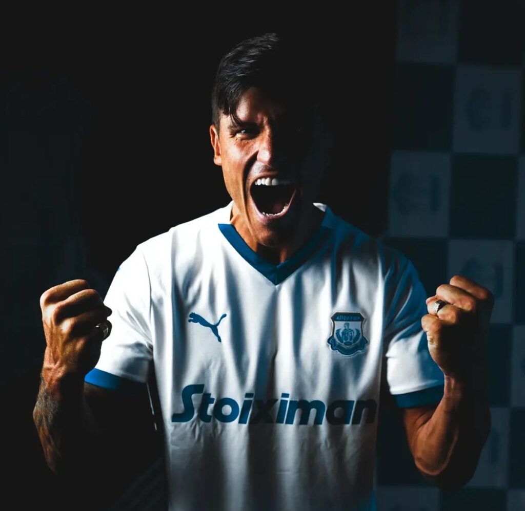 Persib Bandung Siap Kejutkan Akhir Bursa Transfer! Striker Juara Piala Dunia Jadi Target Baru!