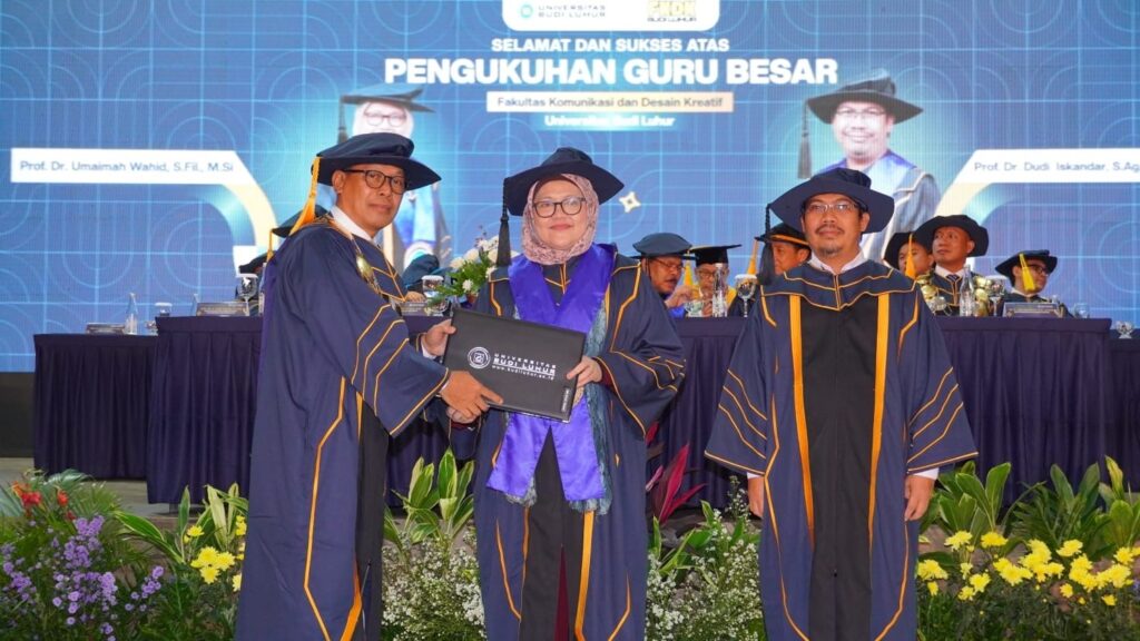 Universitas Budi Luhur Lantik Dua Guru Besar, Perkuat Pengembangan Ilmu Komunikasi