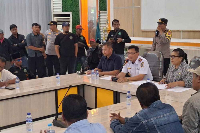 Paguyuban Jukir Ancam Tak Setor Retribusi Parkir ke Pemkot Surabaya