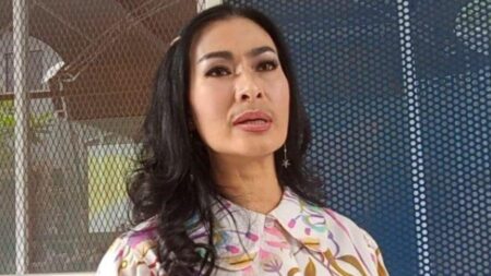 Kaget Dengan Perkataan Iis Dahlia, Ressa Disalahkan dan Dianggap Penyebab Denada Diboikot TV