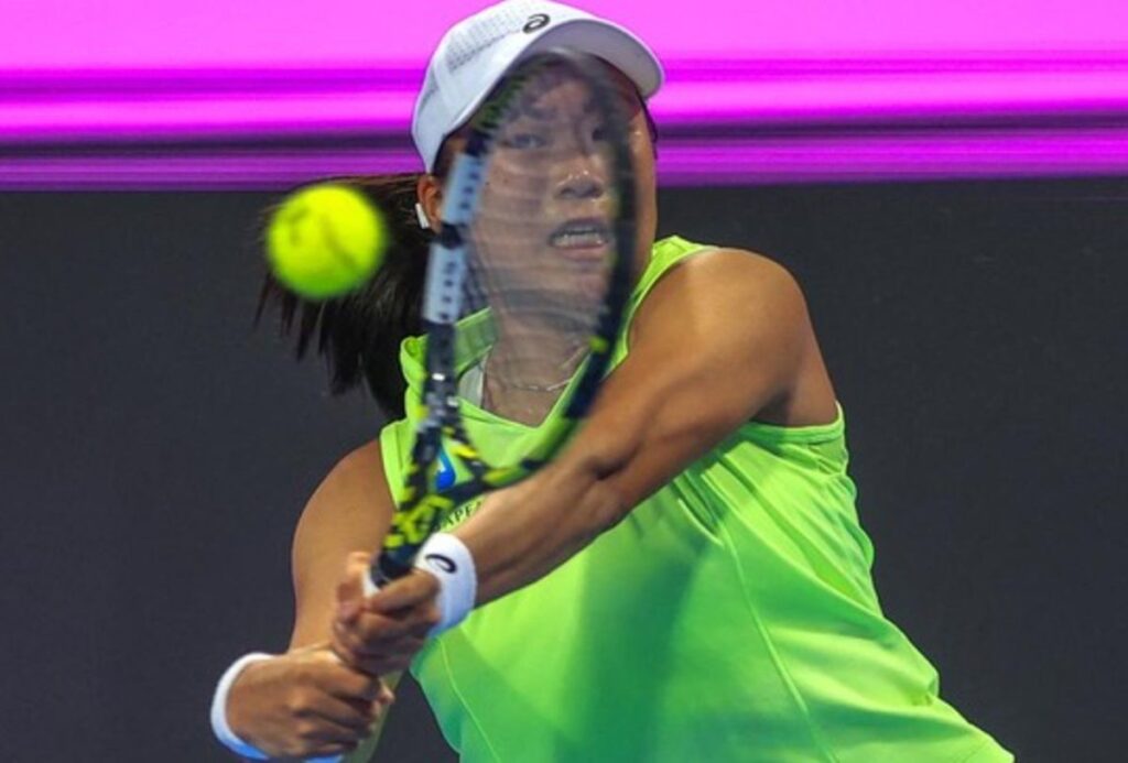 Lebih dari Hadiah Miliaran, Janice Tjen Rasakan Pengalaman Berharga Lawan Petenis Top di Tur Timur Tengah