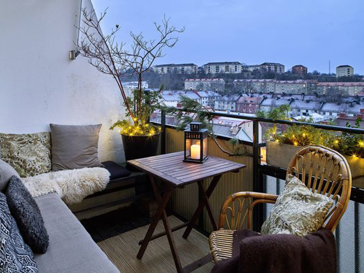 Mari tata balkon jadi ruang nyaman dengan 8 tips ini