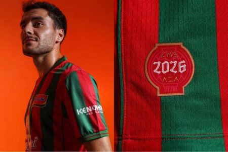 Jersey Merah Hijau Bawa Keberuntungan untuk Persebaya Surabaya? Mengintip Hoki Green Force di Tahun Anjing Api!