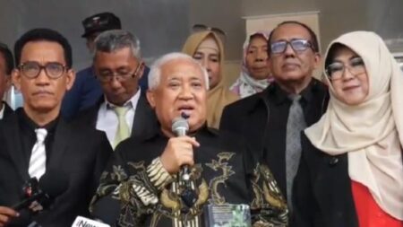 Din Syamsuddin Jadi Saksi Ahli Kasus Ijazah Jokowi, Toko Perhiasan Mewah Disegel