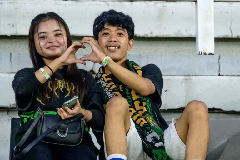 Lebih dari Klub! Persebaya Surabaya Membuat Bonek Bergetar dan Bangga