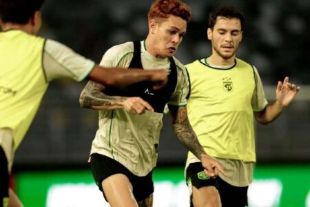 Green Force Berkobar! Prediksi Persebaya Surabaya vs Bhayangkara FC di Pekan 21 Liga Super 2025/2026