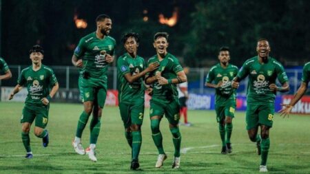 Prediksi Persebaya vs Bhayangkara: Formasi Sama, Moriera Jadi Kapten