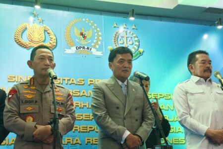 Ketua Komisi II DPR: Perubahan Polri Berkembang Cepat dengan Berlakunya KUHP dan KUHAP Baru