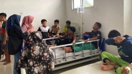 Setelah makan MBG, puluhan santri di Singkil dirawat di rumah sakit