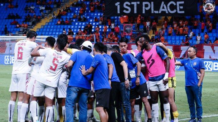 Berita Arema FC Terkini: Lini Tengah Tumbang, Madura United Siapkan Strategi Baru