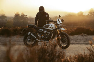 Triumph Scrambler 400 XC: Mesin 39,5 Bhp dengan Gaya Klasik untuk Berkendara Off-Road!