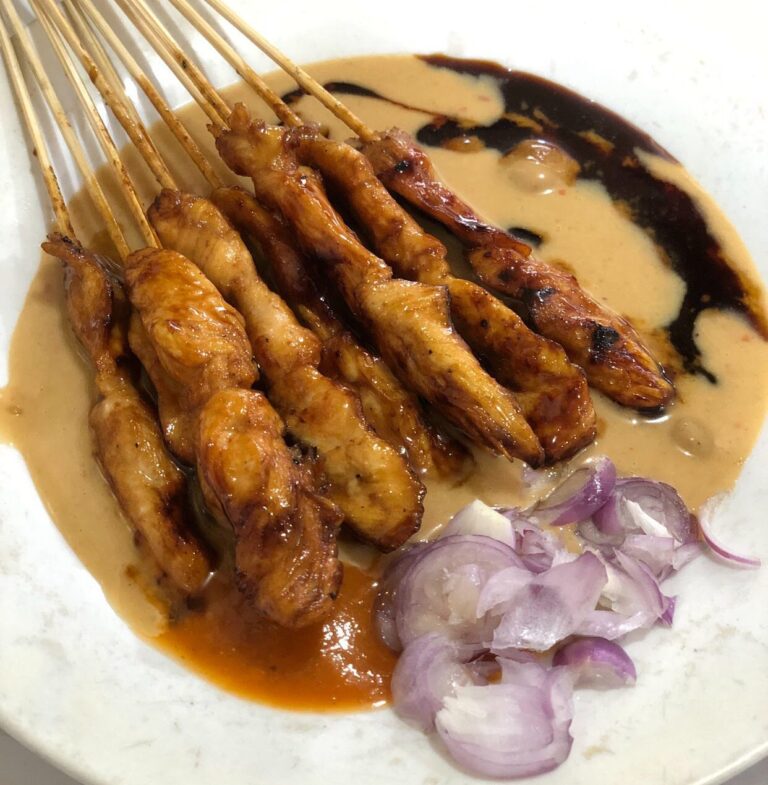 Sate Ponorogo Nologaten Rasa Otentik 4 Generasi di Pasar Takjil Taman Krida Malang
