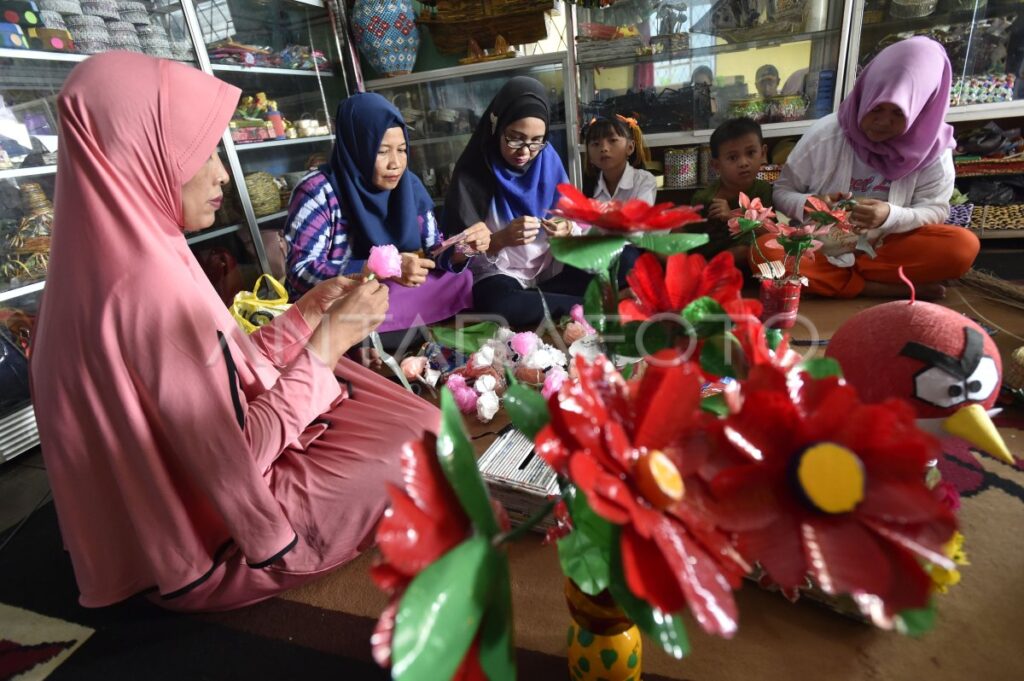 PDIP Kritik CSR Bank Jatim yang Hanya Beri Truk Sampah, Meski Kelola APBD Rp3 Triliun