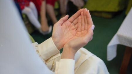 Doa 10 Hari Pertama Ramadan 2026: Permohonan Ampun dan Ucapan Syukur