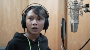 Artis mengecam Indra Frimawan usai ludahi Fajar Sadboy dalam podcast