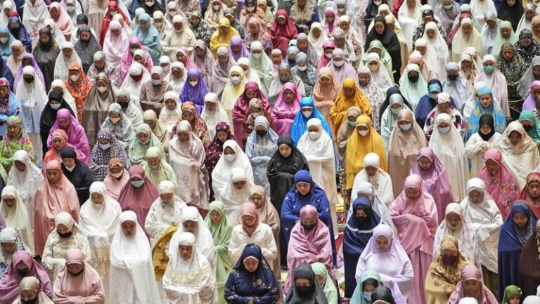 Fleksibilitas Ibadah: Membaca Tarawih di Tengah Kelonggaran Syariat