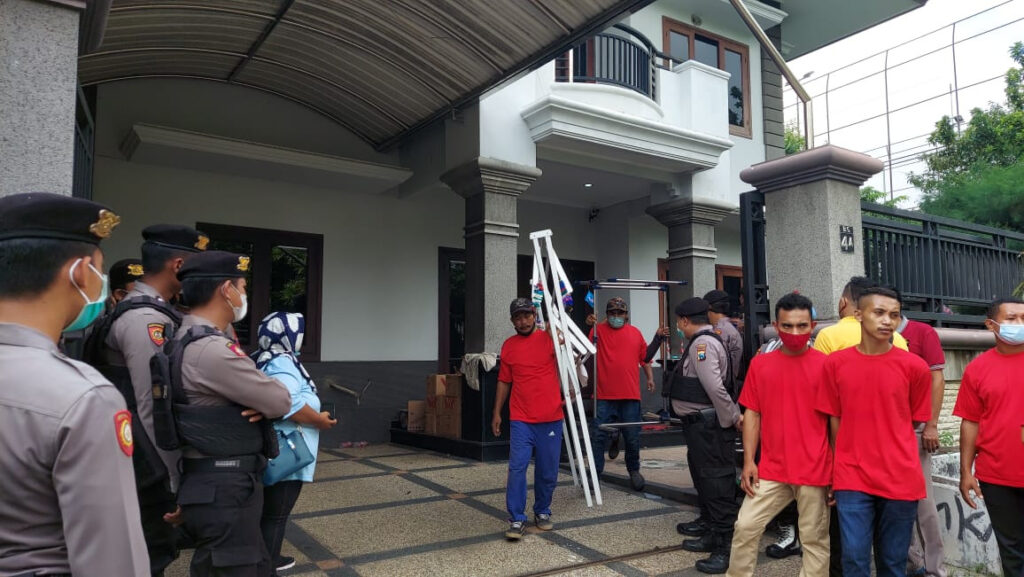 Bareskrim Selidiki Rumah Juragan Emas Surabaya, Sita Belasan Kg Emas Terkait TPPU Rp25,8 Triliun