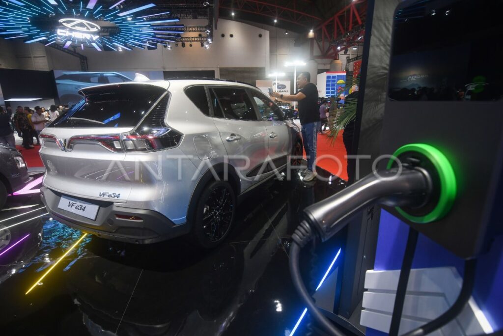 MAXUS luncurkan dealer baru di PIK, kuatkan ekosistem kendaraan listrik