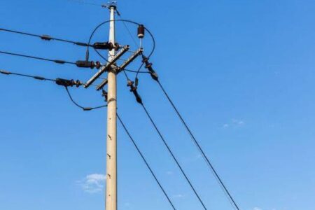 Viral Terpopuler: Mustofa Bayar Rp28 Juta Pindah Tiang Listrik – Pria Kehilangan Rp87 Juta Setelah Diancam