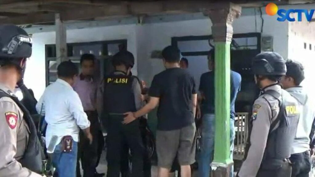 Kisah Darsono, Tukang Servis Spion Berpengalaman 32 Tahun di Jombang