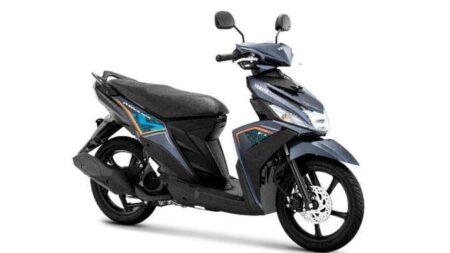 Intip pesona Yamaha Mio M3 2026 merah-hitam; skutik gesit dengan harga terjangkau!