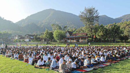 Jawaban Minal Aidin Wal Faizin dalam Islam: Teks Arab, Latin, dan Terjemahan