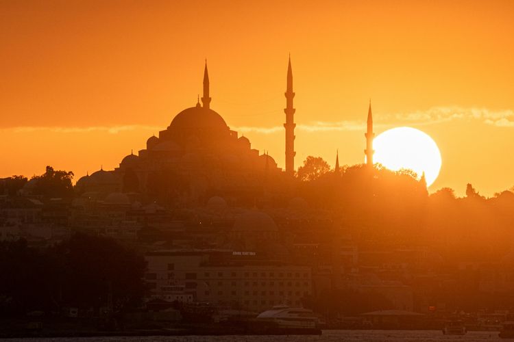 Jadwal Imsak dan Buka Puasa Bekasi Hari Ini