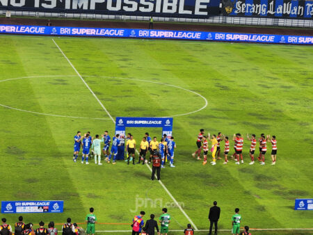 Persib Rayakan Gol di GBLA, Kalahkan Madura United 5-0