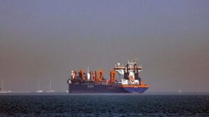 AS melemparkan bom 2,2 ton, hancurkan fasilitas rudal bawah tanah Iran di dekat Selat Hormuz