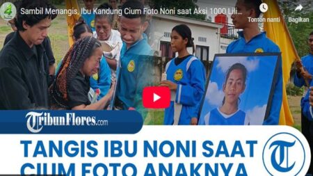 Ibu Noni menangis, meminta keadilan hukum atas kematian putrinya yang masih pelajar SMP