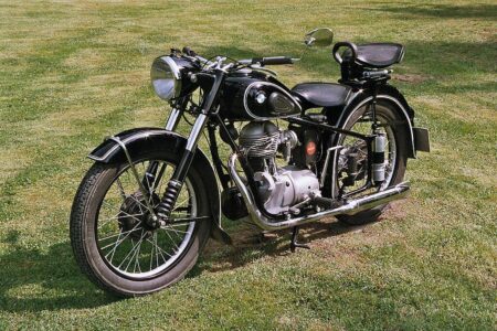 5 Motor Klasik Bernuansa Old Money, Termasuk BSA dan BMW