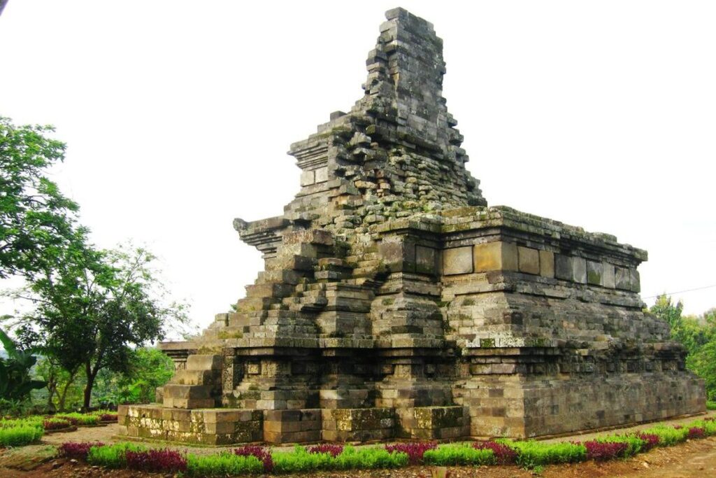 Mengungkap Sejarah Candi Rimbi Jombang dengan 51 Panel Relief Unik