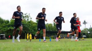 Pertandingan Arema FC vs Malut United, Jumat 3 April 2026