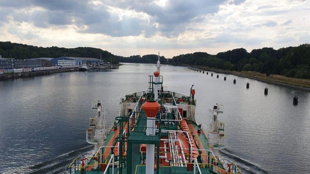 Iran Masih Tidak Izinkan Kapal Tanker Pertamina Melintasi Selat Hormuz, Kecewa ke Indonesia, Ini 4 Alasannya