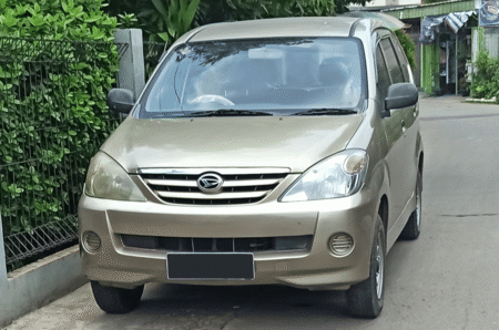 3 Generasi Daihatsu Xenia, Mulai Hadir 2003
