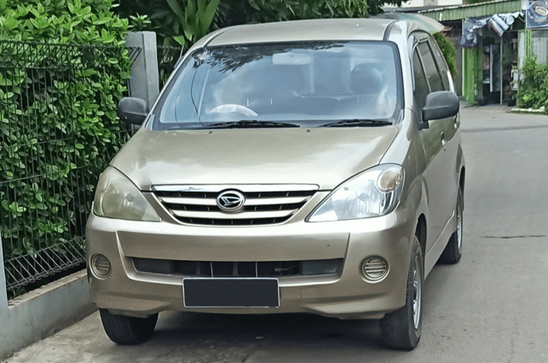 3 Generasi Daihatsu Xenia, Mulai Hadir 2003