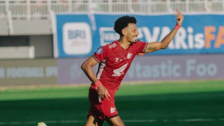 Transfer Cepat Persebaya Surabaya Rebut Bintang Musim Depan: Dua Pemain Kunci Diincar Keras