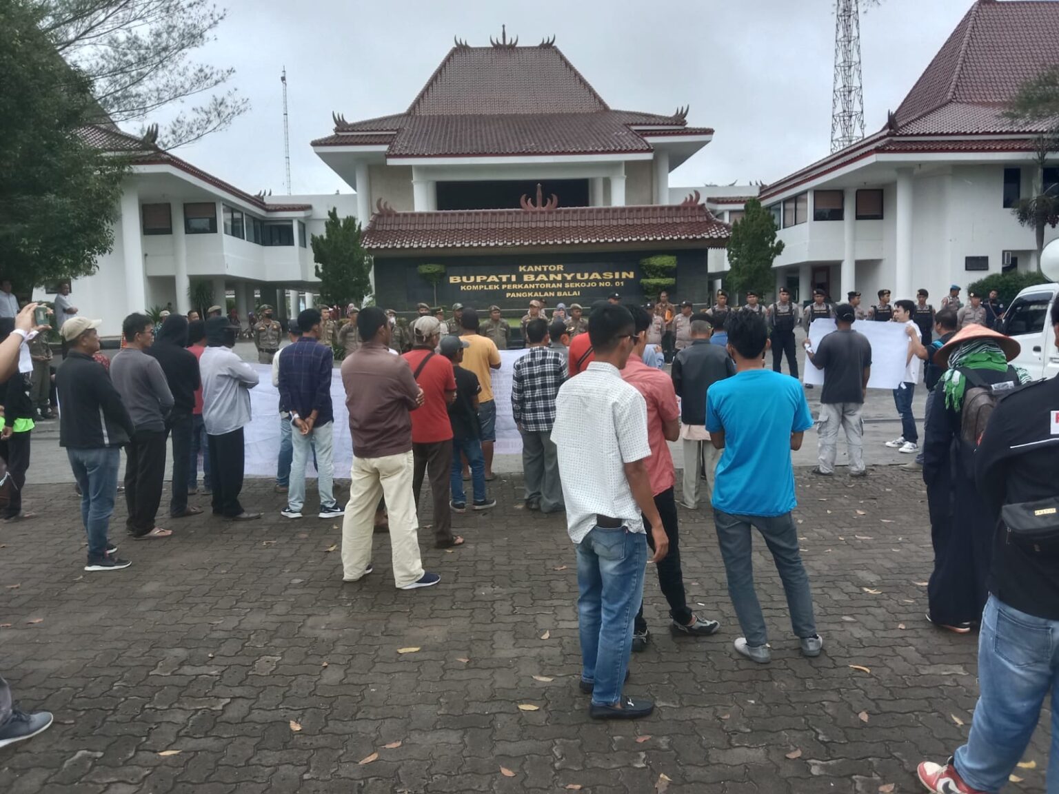 Bupati Sanusi Ucapkan Terima Kasih pada PT ACA yang Bantu Anak Yatim di Malang
