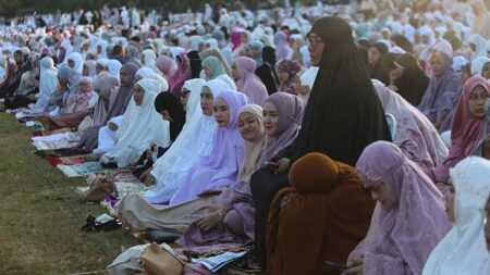Cara Shalat Idul Fitri 1447 H/2026: Bacaan Takbir dan Tasbih untuk 7 Rekatan Pertama dan 5 Rekatan Kedua