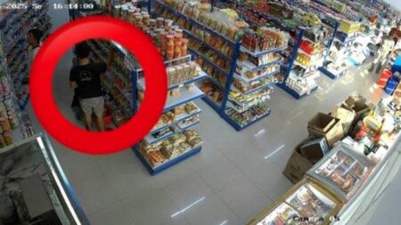 Jatim Terpopuler: Nasib Aipda RD yang Mengejar Pemuda Tabrak Tiang hingga Bule Gendam Pemilik Toko