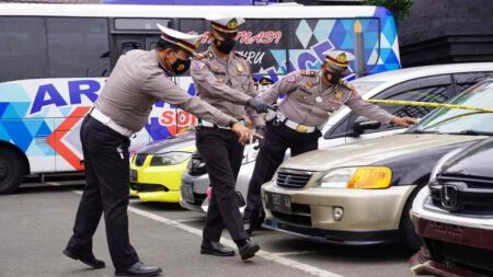 Gagalkan Balap Liar, 5 Warga Dapat Apresiasi Polresta Malang