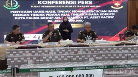 Foto-foto: Kejati Bongkar Uang Ratusan Miliar dan Tas Mewah dari Korupsi Tambang Kukar