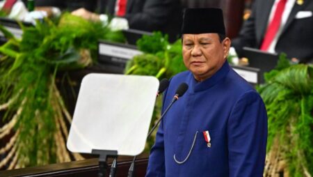 Hormuz Ditutup, Prabowo Perintahkan Bahlil Cari Pasokan Minyak Global