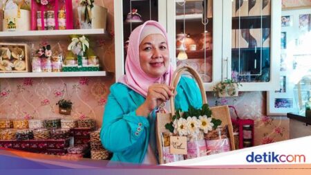 Ibu Muda Blitar Sukses Kembangkan Bisnis Kerajinan Boks Hampers, Pesanan Naik 30% Saat Ramadan