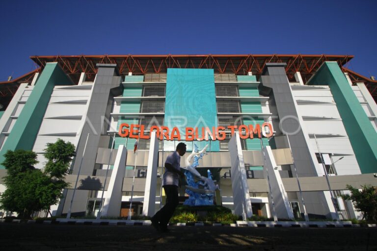 7 hotel dekat Stadion Gelora Bung Tomo, solusi cerdas hindari kemacetan saat nonton Persebaya