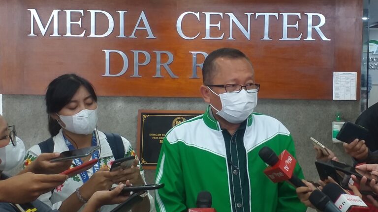 Opini: Konsistensi Kebijakan Pendidikan dan Rasa Keadilan bagi Guru