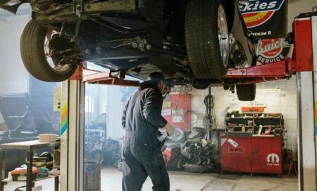 Biaya Servis Kaki-Kaki Mobil: Estimasi Terbaru