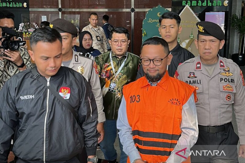 KPK Temukan Aliran Uang ke Gus Alex